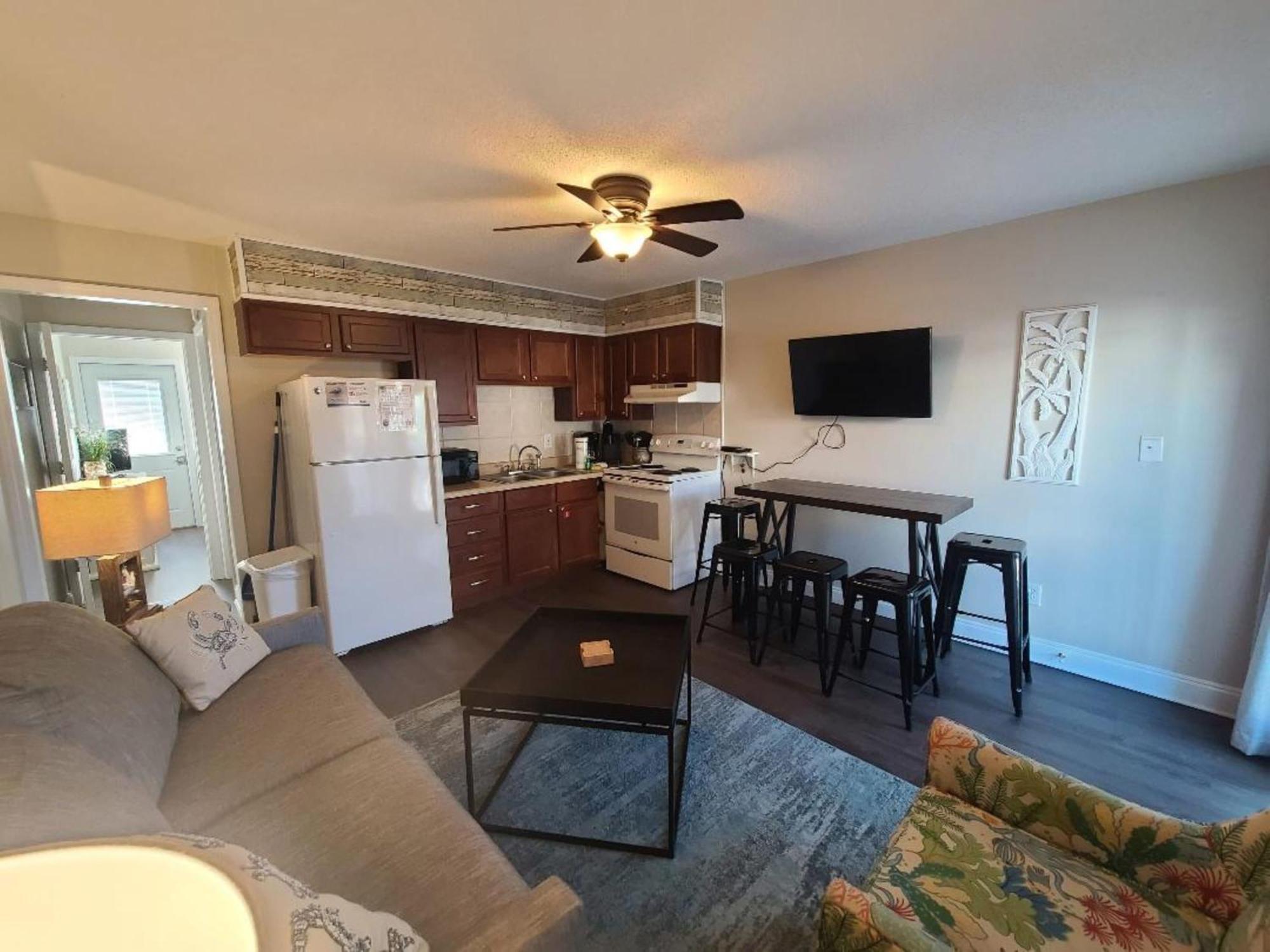 Cozy Condo Just Steps To The Beach, Unit 2 - Sleeps 4 Gulf Shores Kültér fotó