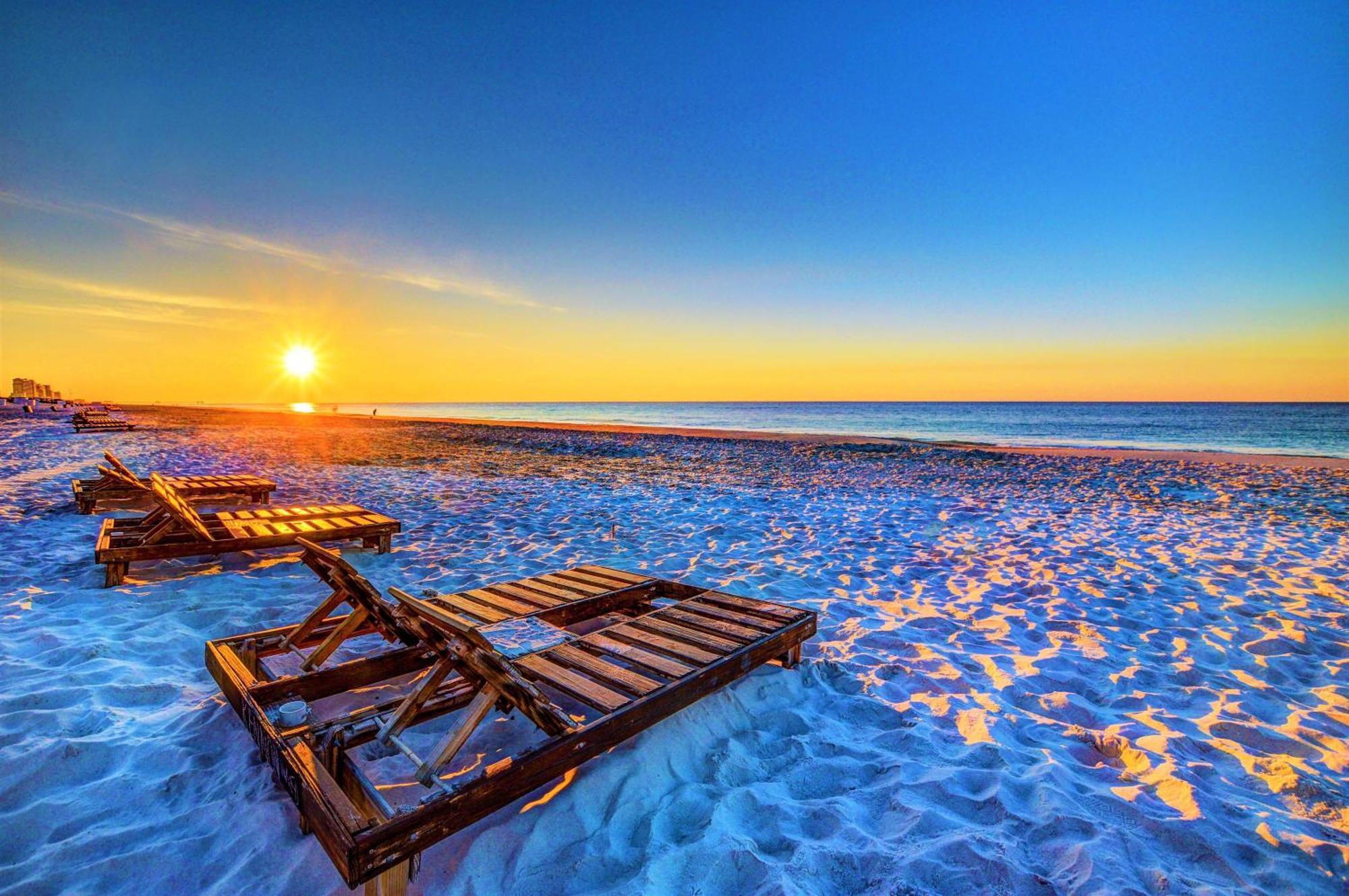 Cozy Condo Just Steps To The Beach, Unit 2 - Sleeps 4 Gulf Shores Kültér fotó
